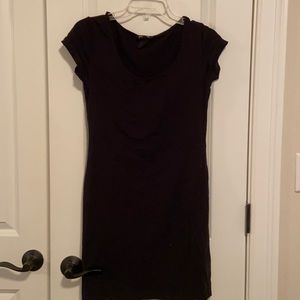 H&M’ black tshirt dress